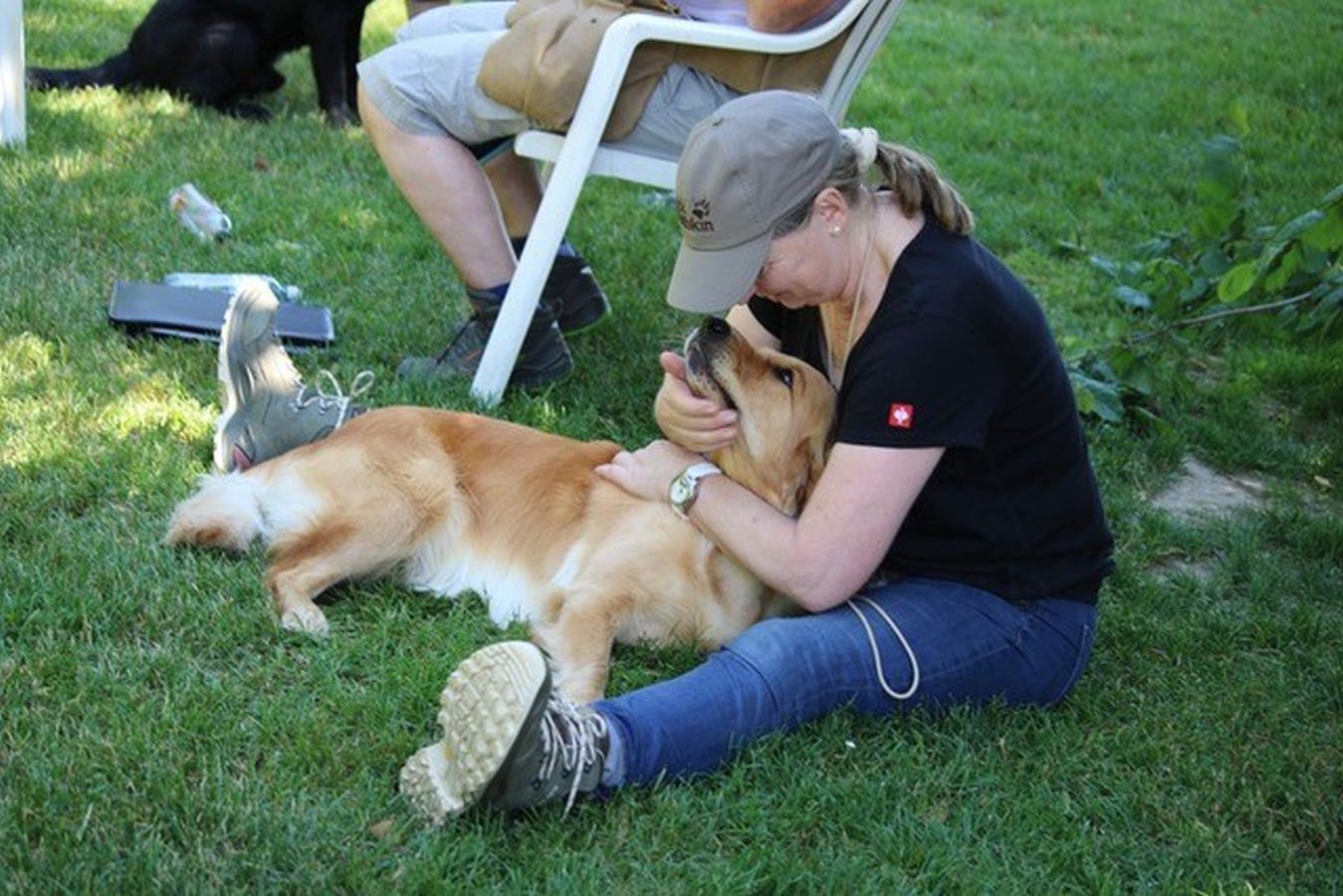 Nayla beim Absolvieren des Umweltparcours